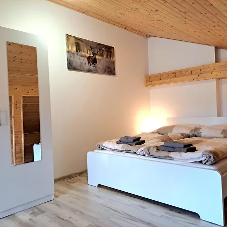 Ellen's - Air Conditioning, Free Parking Pozsony